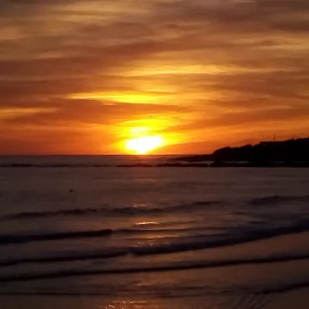 Maison Les Pieds Dans Le Sable 350m De La Velos *