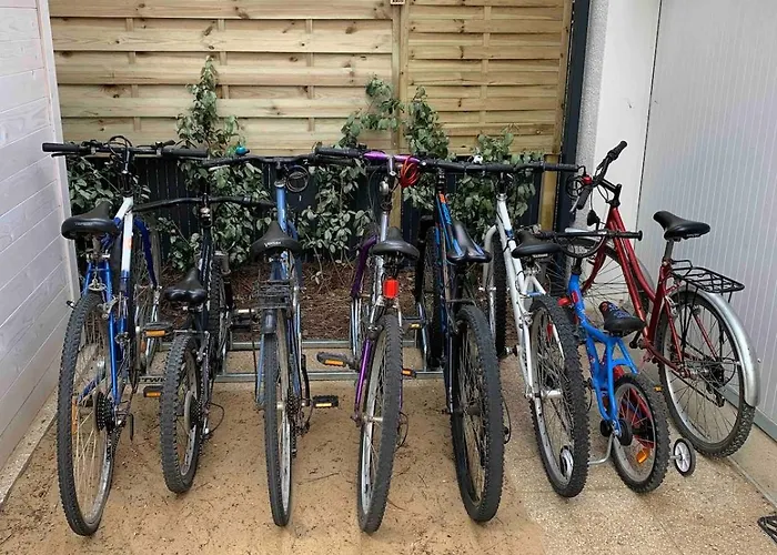 Maison Les Pieds Dans Le Sable 350m De La Velos 度假居