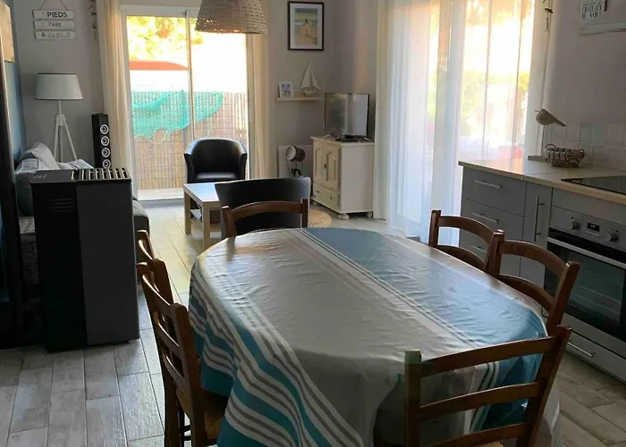 Maison Les Pieds Dans Le Sable 350m De La Velos * 布雷蒂诺斯梅尔