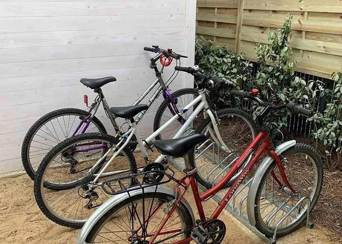 度假居 Maison Les Pieds Dans Le Sable 350m De La Velos 布雷蒂诺斯梅尔